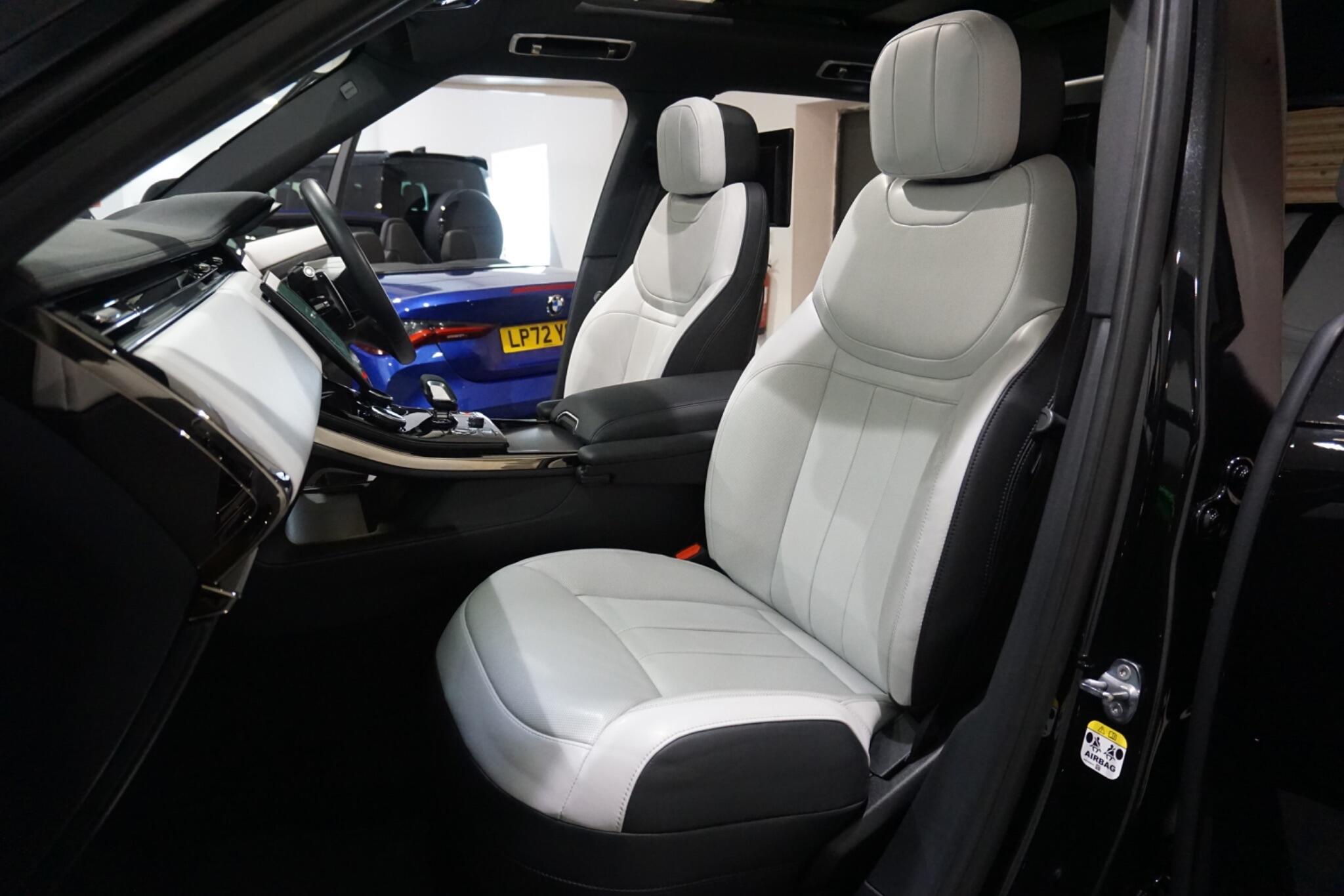 Land Rover Range Rover Sport 3.0 D300 MHEV Dynamic SE Auto 4WD Euro 6 (s/s) 5dr